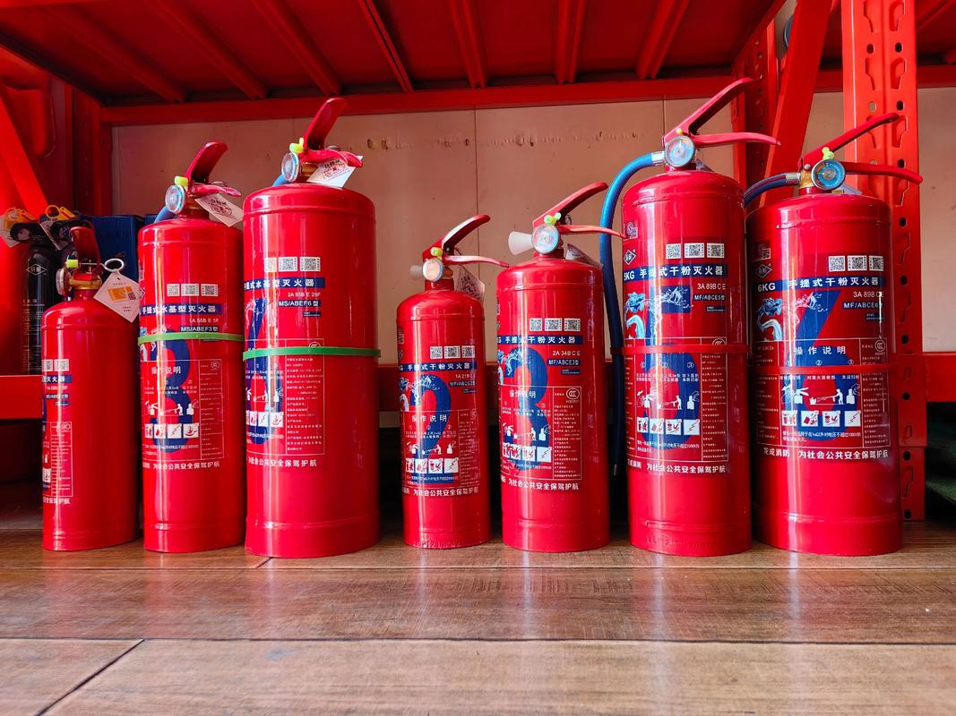 消防器材,交通設(shè)備,應(yīng)急導(dǎo)向,產(chǎn)品齊全,歡迎來(lái)東營(yíng)安盾安防